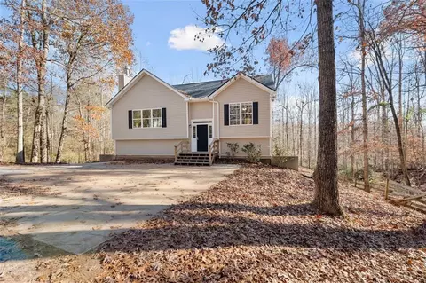 1843 Davenport Rd, Braselton, GA 30517