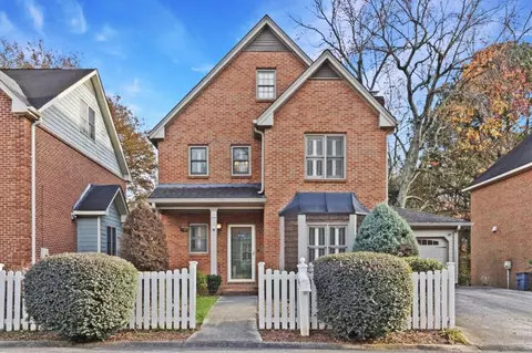 1405 Camden Walk, Decatur, GA 30033