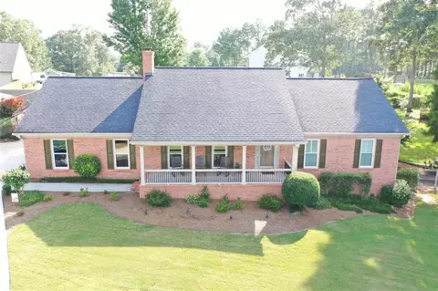 1565 Ridge Forest Ln, Grayson, GA 30017