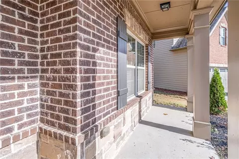 2196 Roberts View Trl, Buford, GA 30519 photo 3