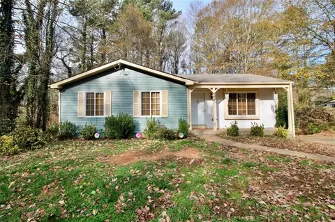 480 Village Square Ct, Stone Mountain, GA 30083
