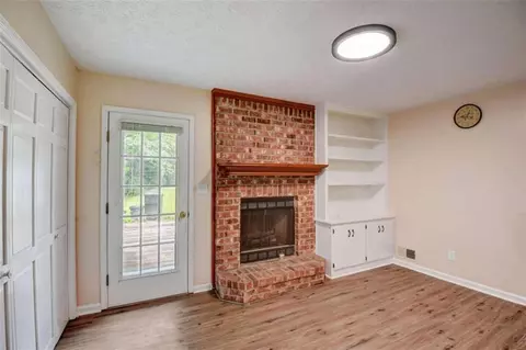 40 North Dr, Hampton, GA 30228 photo 4