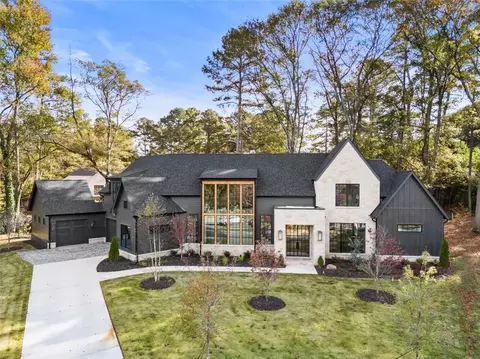 131 Mayfield Cir, Alpharetta, GA 30009