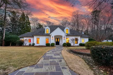 746 Conway Glen Dr, Atlanta, GA 30327