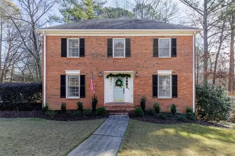 9330 Bluejack Ln, Roswell, GA 30076