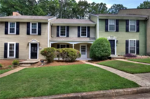 1099 New Haven Dr SW, Marietta, GA 30064