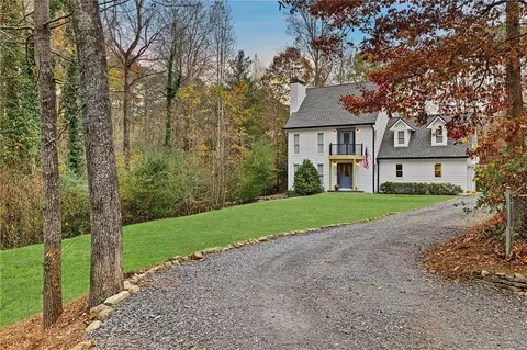 141 Kings Row NE, Marietta, GA 30067