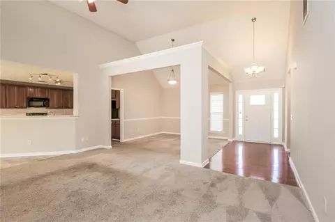 984 Navaho Trl, Monroe, GA 30655 photo 4