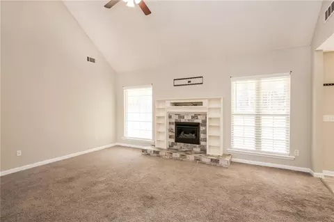 984 Navaho Trl, Monroe, GA 30655 photo 2