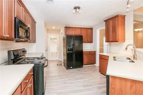 984 Navaho Trl, Monroe, GA 30655 photo 6