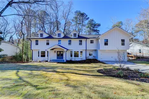 4530 Sharon Valley Ct, Dunwoody, GA 30338