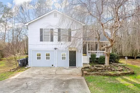 4305 Hidden Meadow Cir, Sugar Hill, GA 30518