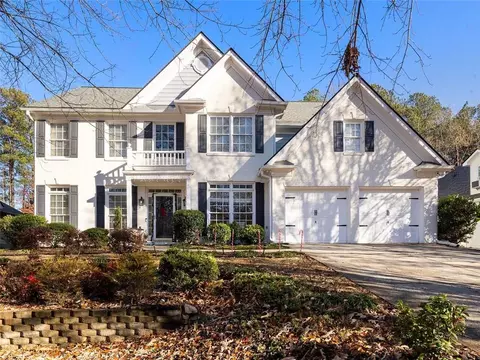 1147 Regiment Dr NW, Acworth, GA 30101