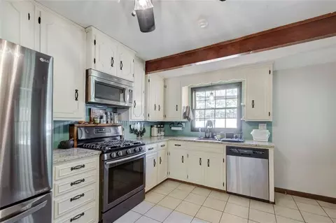 1041 Cooper Ln, Rutledge, GA 30663 photo 13