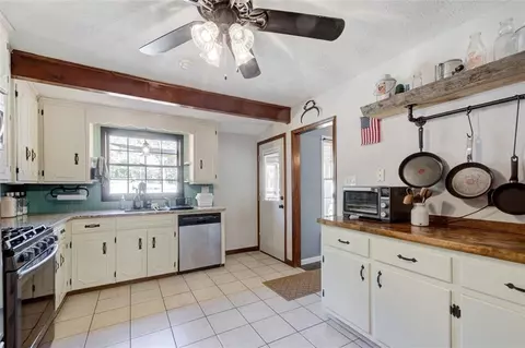 1041 Cooper Ln, Rutledge, GA 30663 photo 12