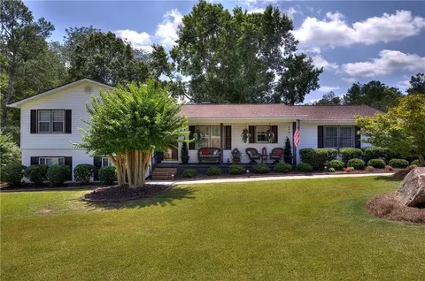 175 Paulding Meadows Dr, Dallas, GA 30132