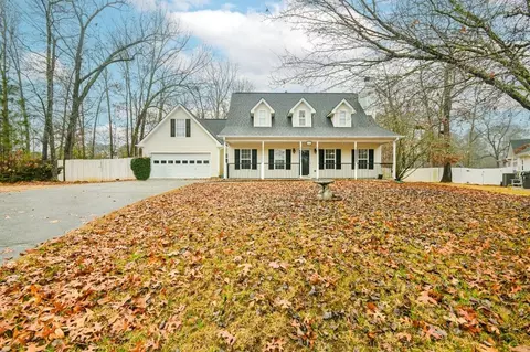 403 Waverly Forest Ct, Lawrenceville, GA 30045