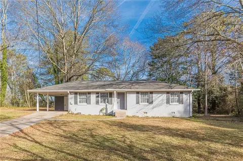 5240 Longmeadow Ln, College Park, GA 30349