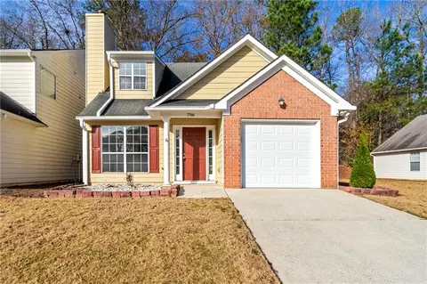 796 Hillandale Ln, Lithonia, GA 30058