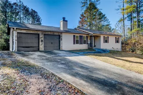 6753 Browns Mill Ferry Ct, Lithonia, GA 30038