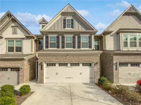 6253 Lanier Harbor Lndg, Buford, GA 30518
