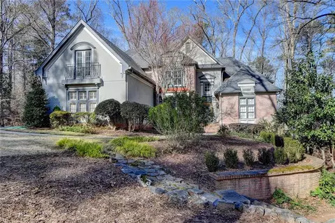 400 Gunston Hall Cir, Alpharetta, GA 30004