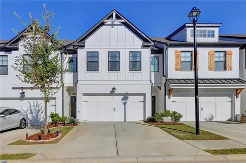 109 S Auburn Landing Pl, Auburn, GA 30011