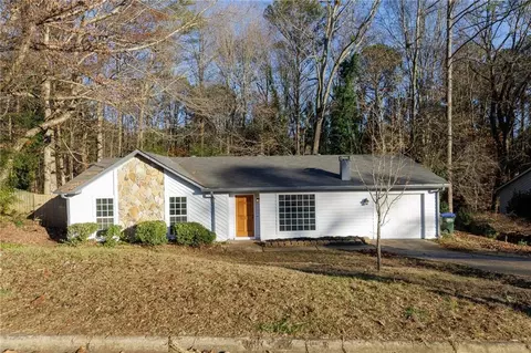 565 Creekwood Xing, Roswell, GA 30076