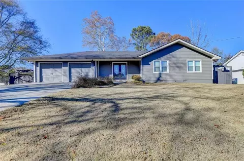 3124 Pate Rd, Snellville, GA 30078