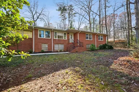 5289 Rosser Rd, Stone Mountain, GA 30087