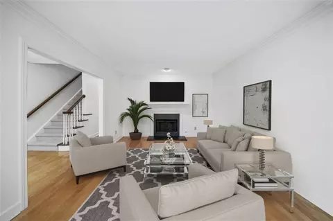 7500 Roswell Rd #89, Sandy Springs, GA 30350