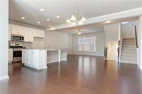7088 Kingswood Run Dr, Atlanta, GA 30340