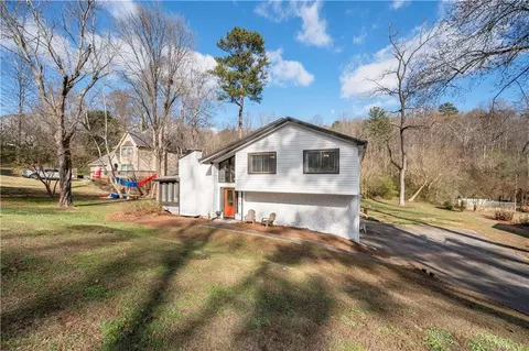 171 Castlebar Ct SE, Mableton, GA 30126