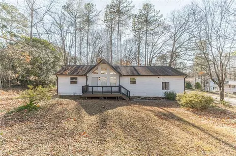 2486 Jade Dr, Lawrenceville, GA 30044