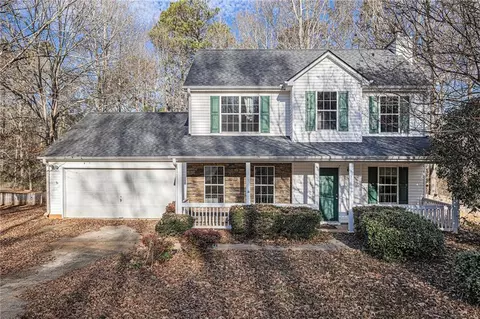 160 Azalea Dr, Winder, GA 30680