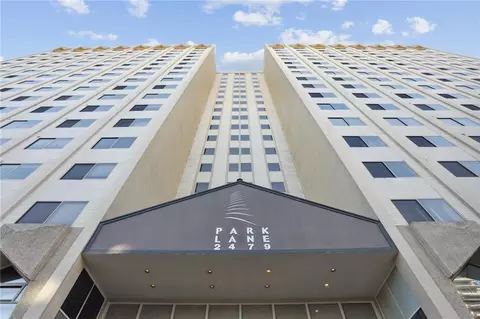 2479 Peachtree Rd NE #607, Atlanta, GA 30305