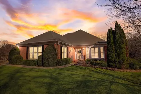 385 Carybell Ln, Alpharetta, GA 30004