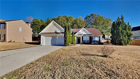 10694 Wimbleton Ct, Hampton, GA 30228