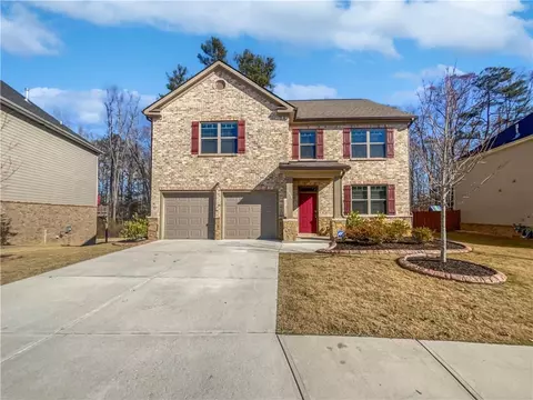 2932 Hawthorn Farm Blvd, Loganville, GA 30052