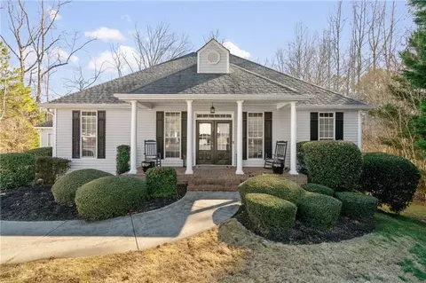 322 Holland Creek Ct, Powder Springs, GA 30127