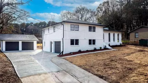 3907 Lindley Cir, Powder Springs, GA 30127