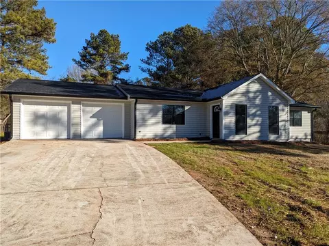 95 Mountain View Cir, Covington, GA 30016 photo 2