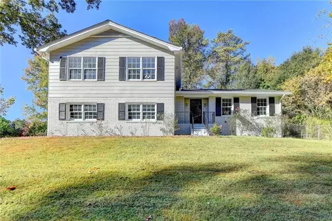 227 Lester Rd SW, Lawrenceville, GA 30044