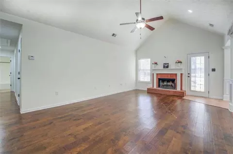 110 Rose Walk Dr, Covington, GA 30016 photo 6