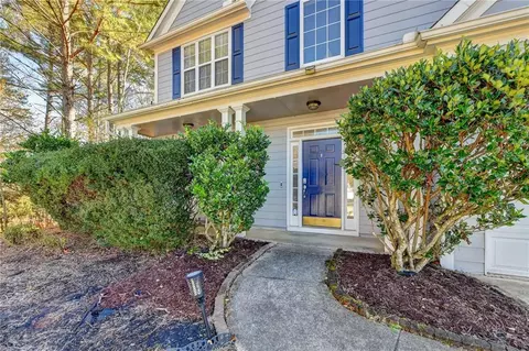 414 Running Doe Ct, Suwanee, GA 30024 photo 2