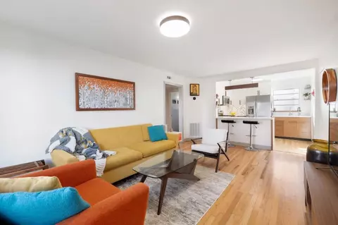 2240 Cheshire Bridge Rd NE #209, Atlanta, GA 30324