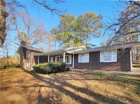 3244 Fairburn Rd, Douglasville, GA 30135