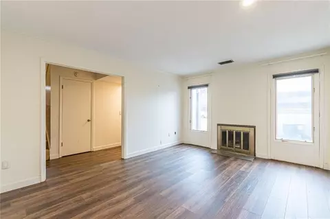 19 Willowick Dr, Stonecrest, GA 30038 photo 6