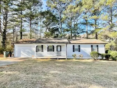 3549 Mansfield Ln, Snellville, GA 30039