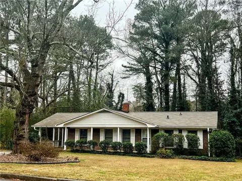 4363 Aldergate Dr, Decatur, GA 30035